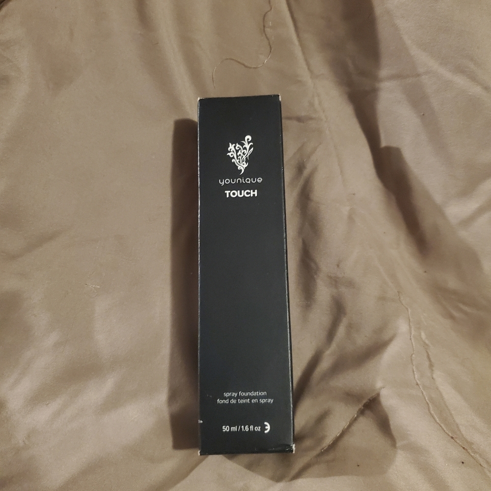 Younique foundation